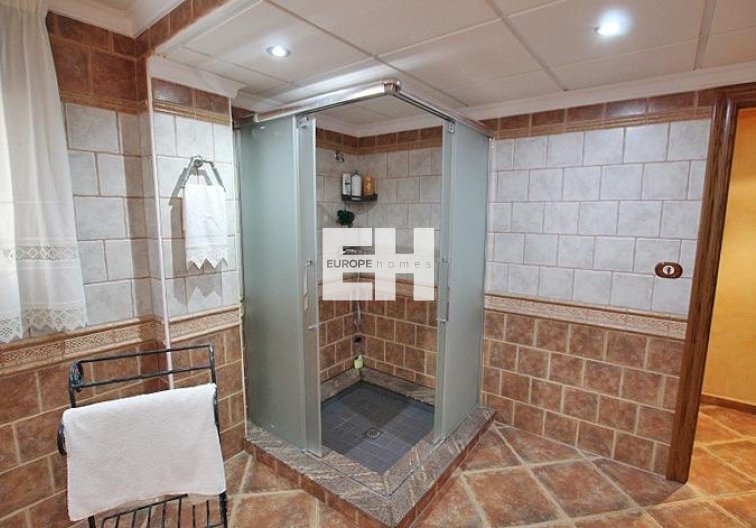 Segunda mano - villa - Formentera del Segura - C- Cooperativa