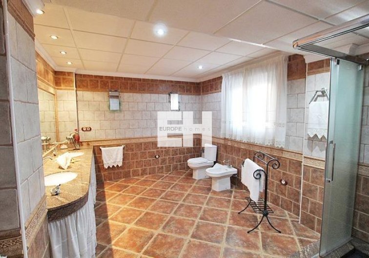 Segunda mano - villa - Formentera del Segura - C- Cooperativa