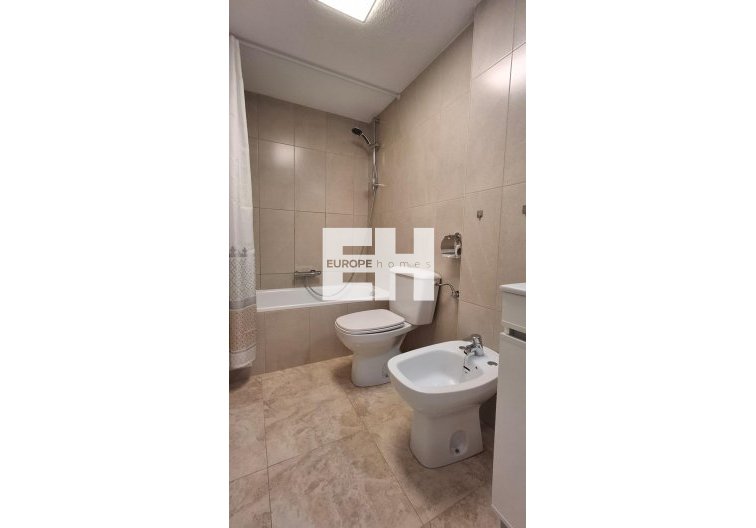 Segunda mano - Apartamento  - Torrevieja - La Mata Pueblo