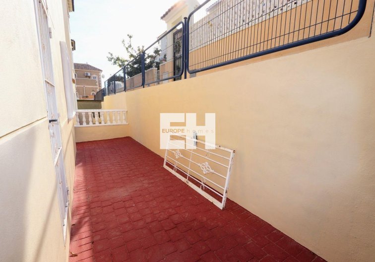 Segunda mano - town house - San Miguel de Salinas - El Galán