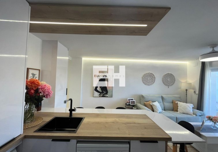 Segunda mano - Apartamento  - Torrevieja - Punta Prima