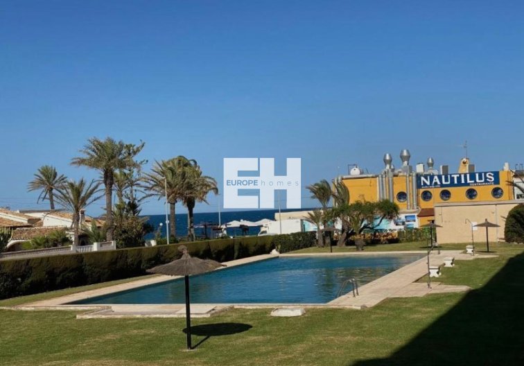 Segunda mano - Apartamento  - Torrevieja - Punta Prima