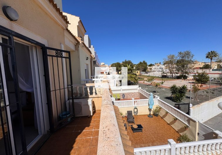Segunda mano - town house - Campoamor - Costa Blanca