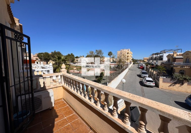 Segunda mano - town house - Campoamor - Costa Blanca