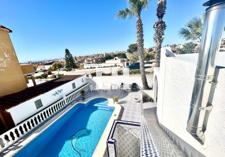 Segunda mano - villa - Villamartin - Costa Blanca