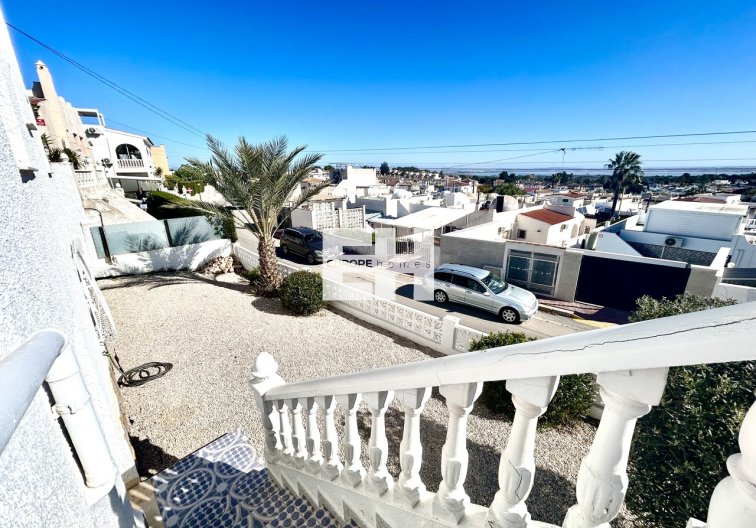 Segunda mano - villa - Villamartin - Costa Blanca