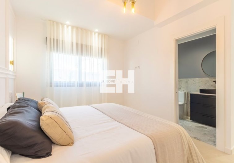 Segunda mano - villa - Torrevieja - Costa Blanca