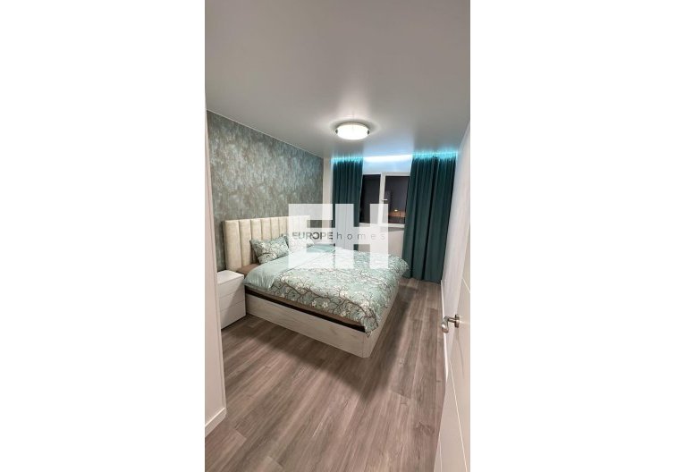 Segunda mano - Apartamento  - Torrevieja - Estacion De Autobuses