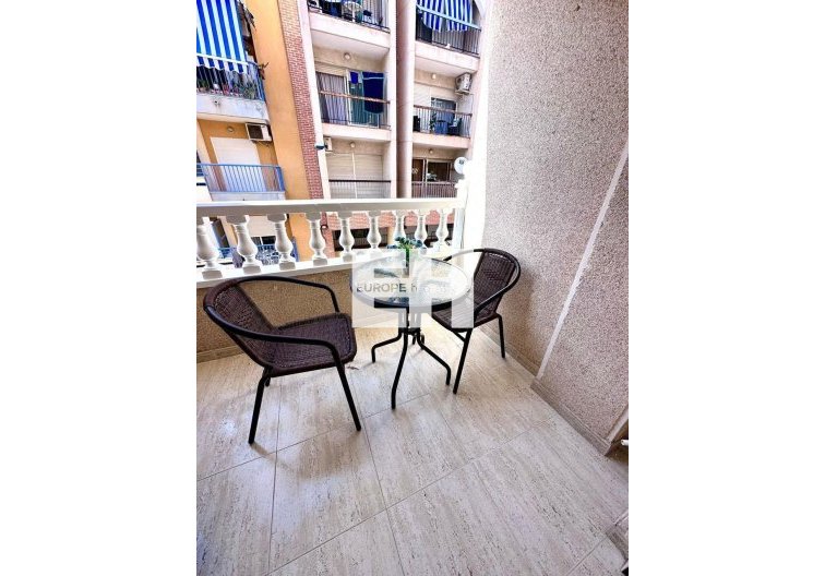 Segunda mano - Apartamento  - Torrevieja - Playa del Cura