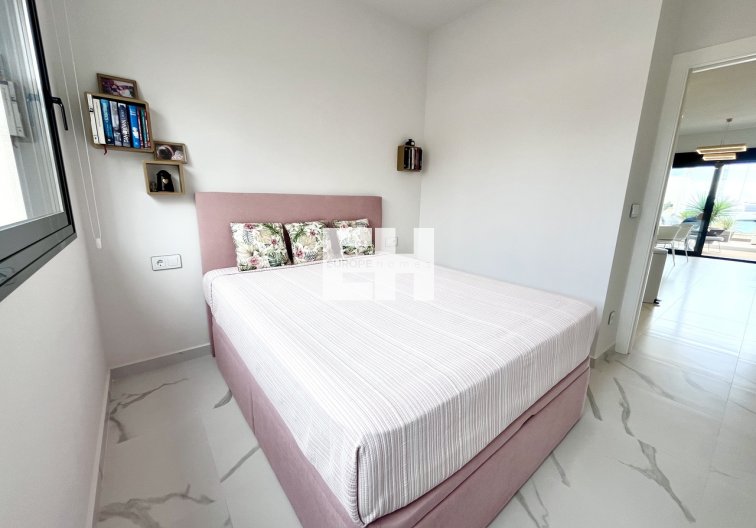 Segunda mano - Apartamento  - San Miguel de Salinas - Inland