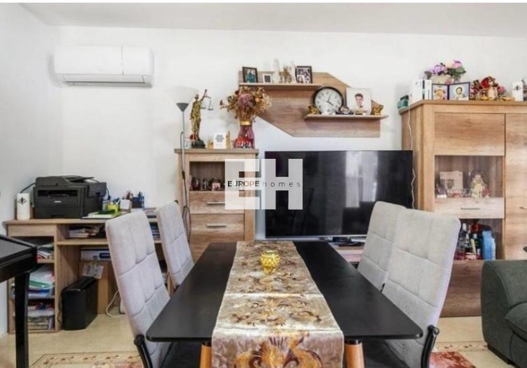 Segunda mano - Duplex - San Miguel de Salinas - Las Filipinas