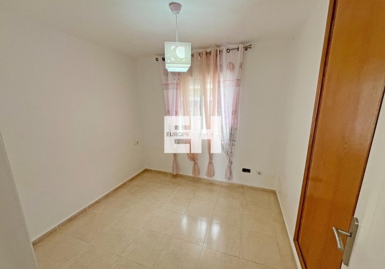Segunda mano - Duplex - San Miguel de Salinas - Las Filipinas