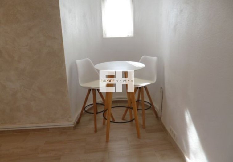 Segunda mano - villa - Villamartin - Costa Blanca
