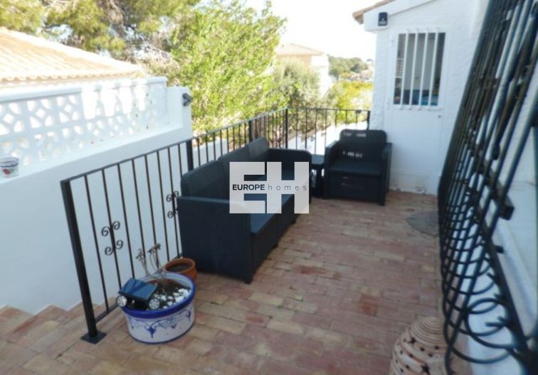 Segunda mano - villa - Villamartin - Costa Blanca