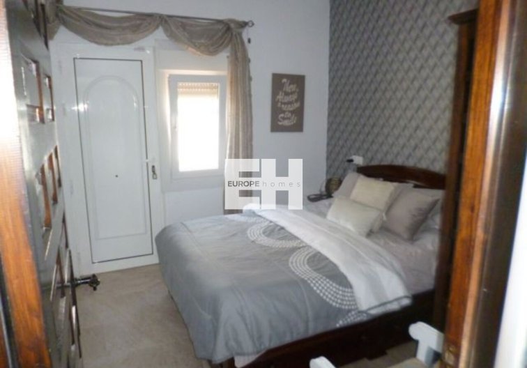 Segunda mano - villa - Villamartin - Costa Blanca