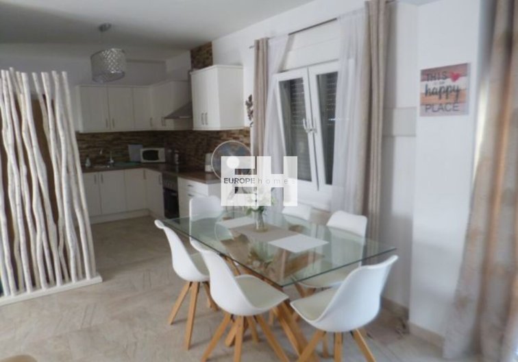 Segunda mano - villa - Villamartin - Costa Blanca