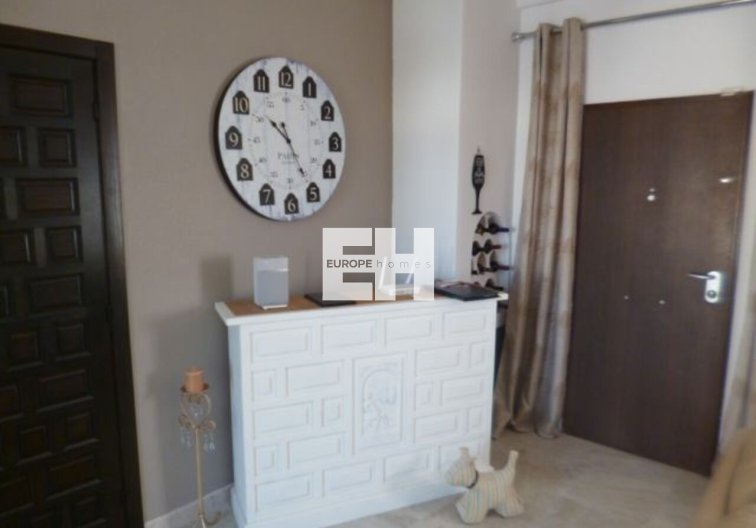 Segunda mano - villa - Villamartin - Costa Blanca