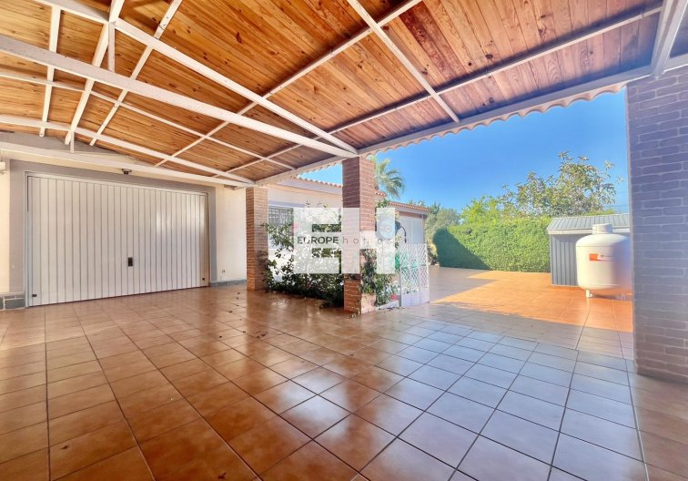 Segunda mano - villa - Torrevieja - Los Balcones - Los Altos Del Edén