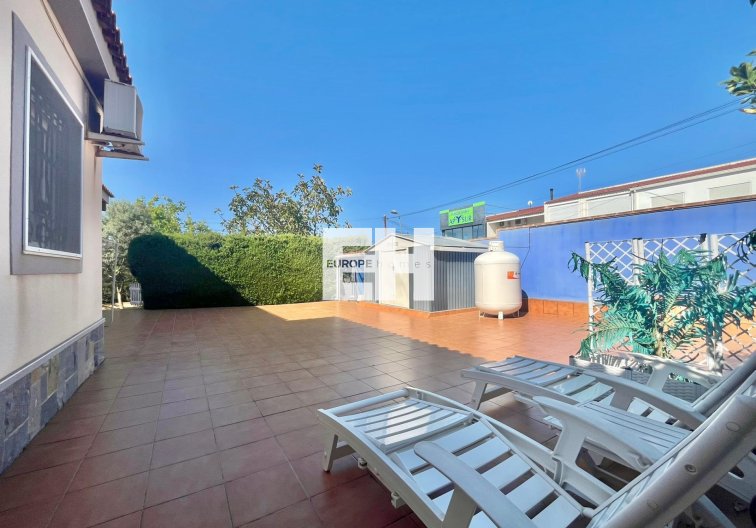 Segunda mano - villa - Torrevieja - Los Balcones - Los Altos Del Edén