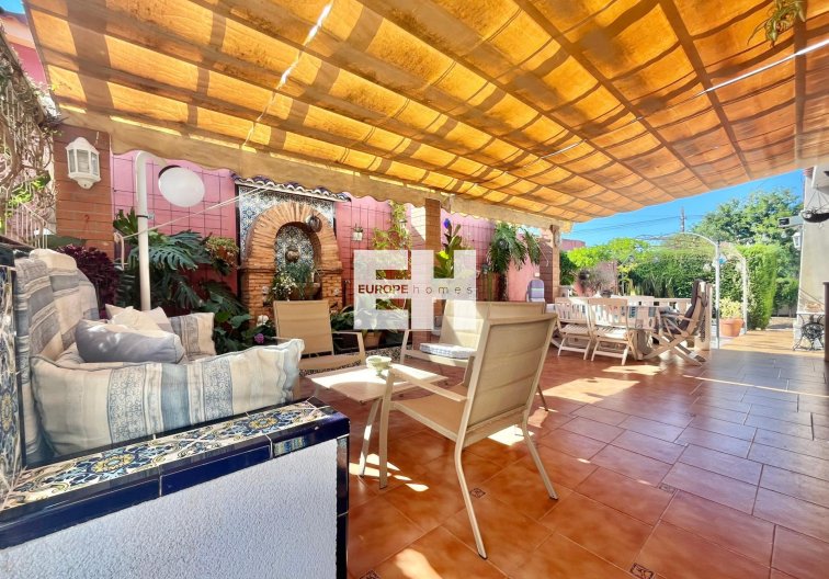 Segunda mano - villa - Torrevieja - Los Balcones - Los Altos Del Edén
