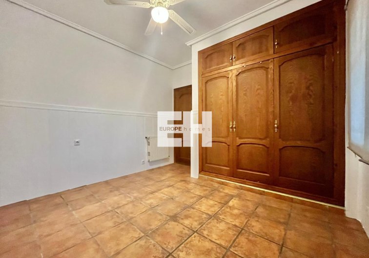 Segunda mano - villa - Torrevieja - Los Balcones - Los Altos Del Edén