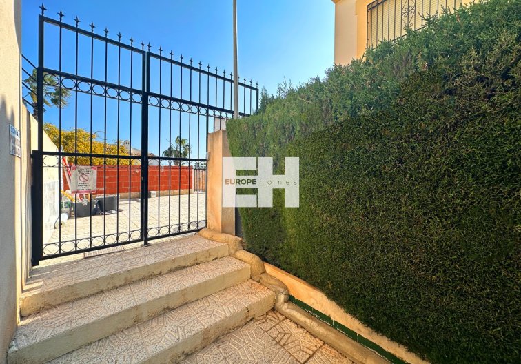 Segunda mano - town house - Orihuela Costa - Costa Blanca