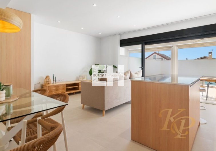 Segunda mano - villa - Torrevieja - Costa Blanca