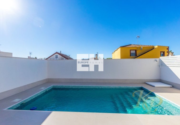 Segunda mano - villa - Torrevieja - Costa Blanca
