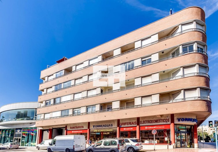Segunda mano - Apartamento  - Torrevieja - Centro