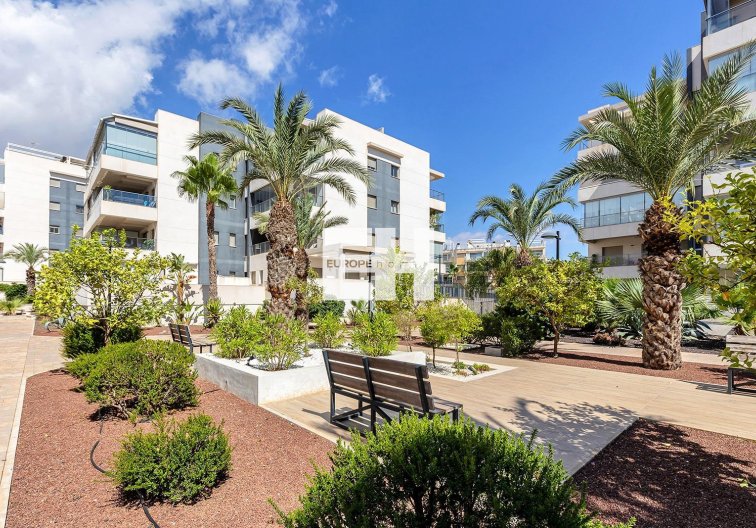 Segunda mano - Apartamento  - Orihuela Costa - Villamartín