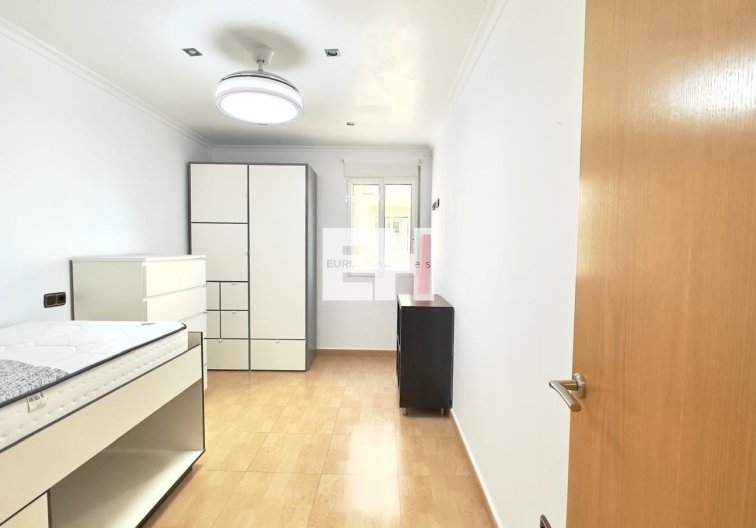 Segunda mano - Apartamento  - Torrevieja - Centro