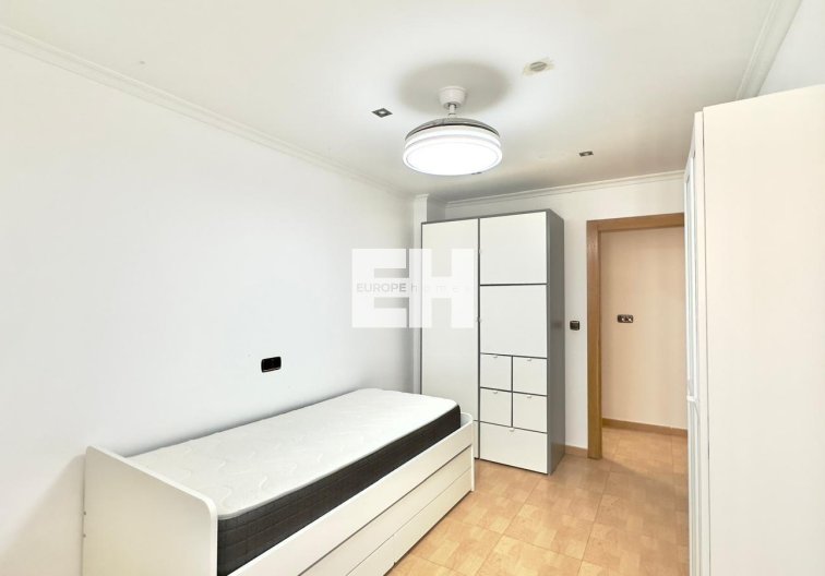 Segunda mano - Apartamento  - Torrevieja - Centro