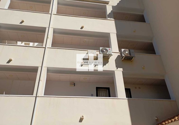 Segunda mano - Apartamento  - Villamartin - Costa Blanca