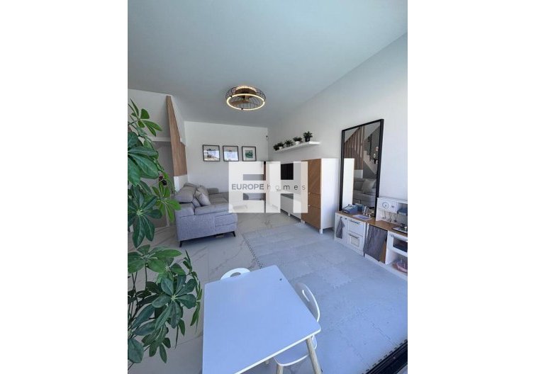Segunda mano - villa - Villamartin - Costa Blanca