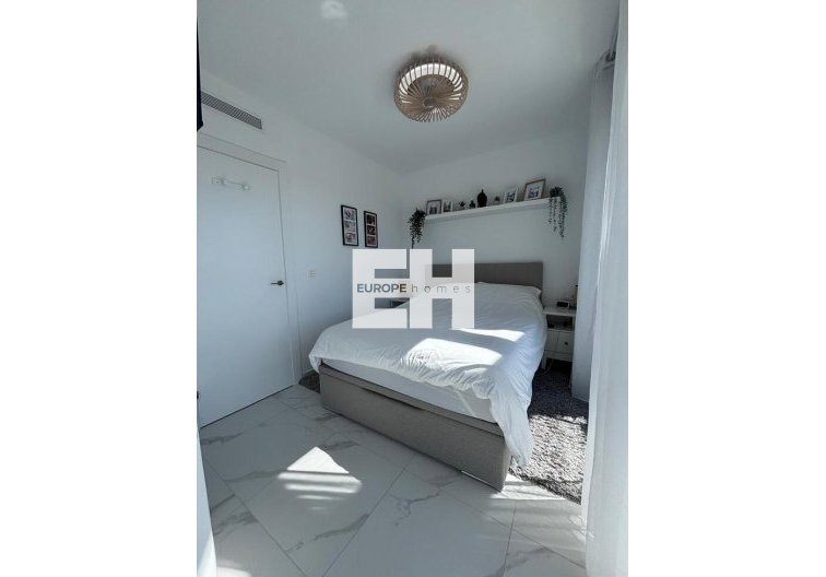 Segunda mano - villa - Villamartin - Costa Blanca