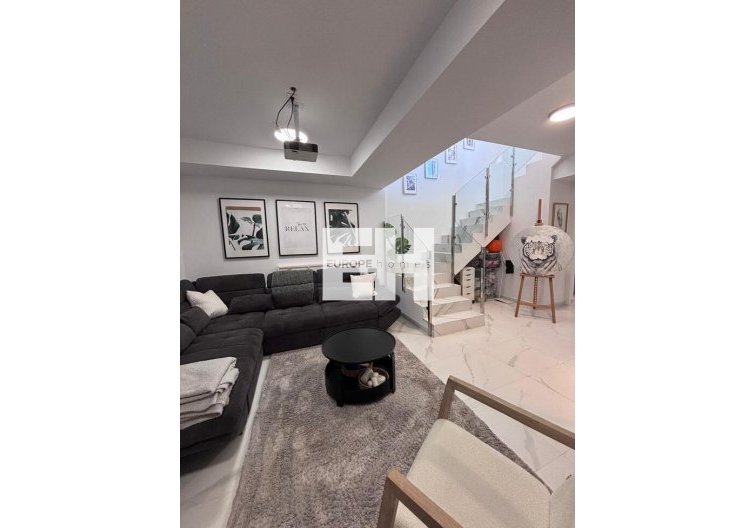 Segunda mano - villa - Villamartin - Costa Blanca