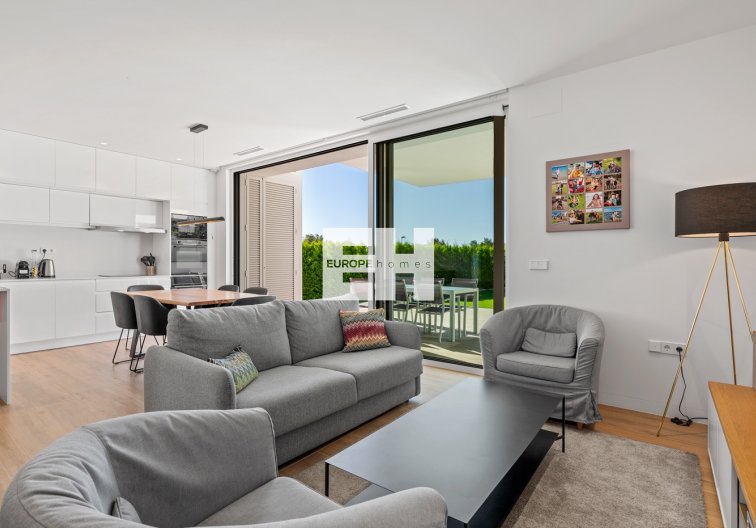 Segunda mano - Apartamento  - Las Colinas Golf - Costa Blanca