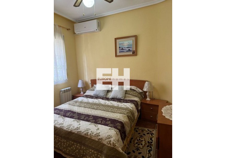 Segunda mano - villa - Playa Flamenca - Costa Blanca