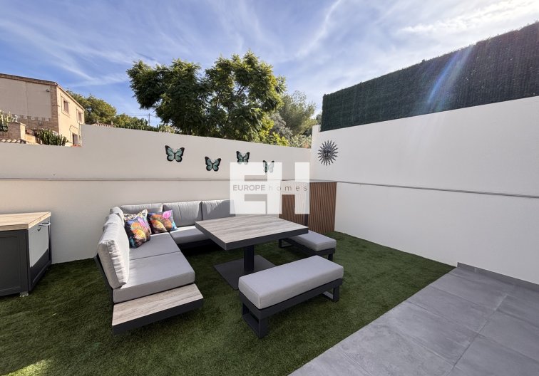 Segunda mano - villa - Villamartin - Costa Blanca