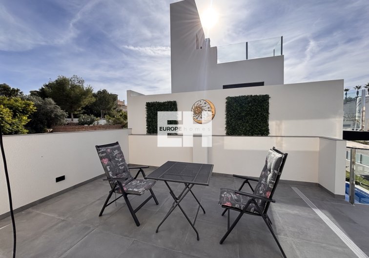 Segunda mano - villa - Villamartin - Costa Blanca
