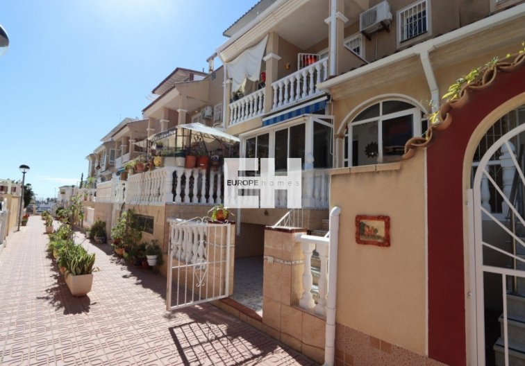 Segunda mano - town house - Playa Flamenca - Costa Blanca