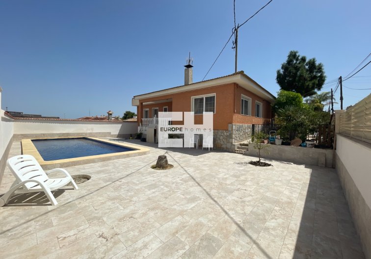Segunda mano - villa - Benijofar - Costa Blanca