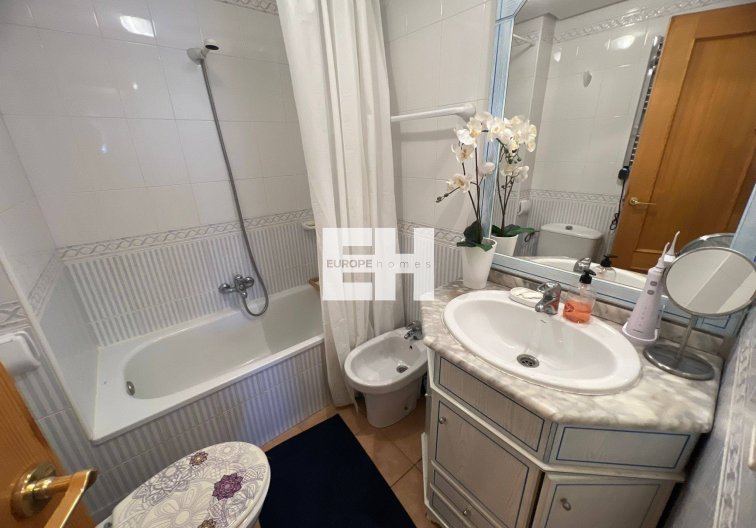 Segunda mano - Apartamento  - Torrevieja - Aguas Nuevas