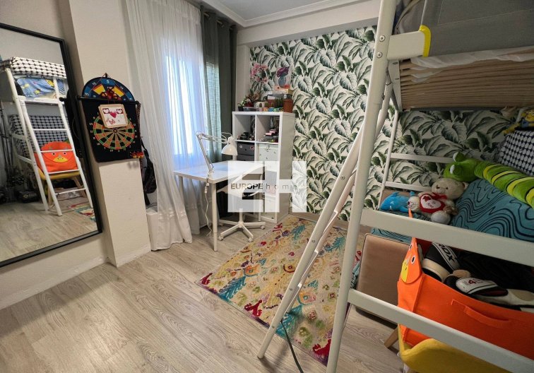Segunda mano - Apartamento  - Torrevieja - Aguas Nuevas