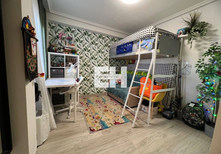 Segunda mano - Apartamento  - Torrevieja - Aguas Nuevas