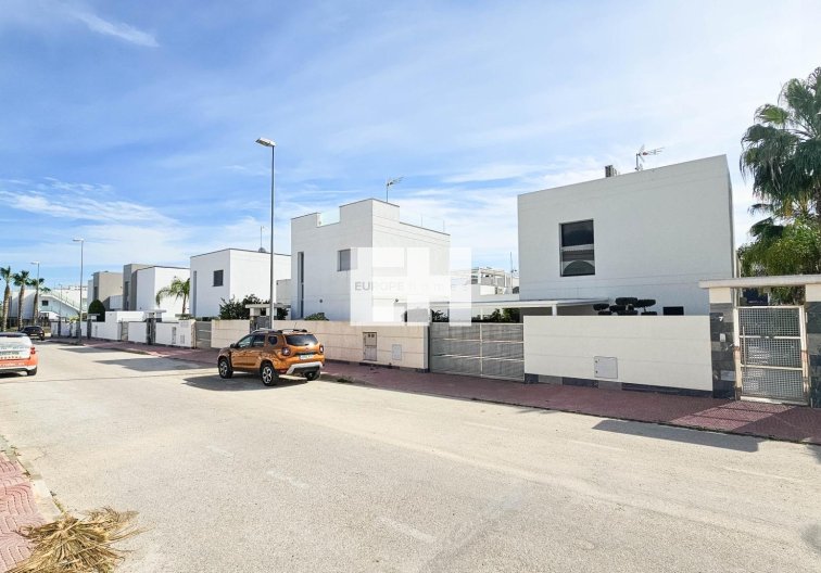 Segunda mano - villa - Rojales - Cuidad Quesada