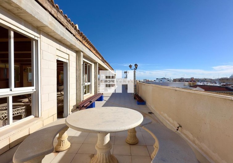 Segunda mano - Atico - Torrevieja - Centro