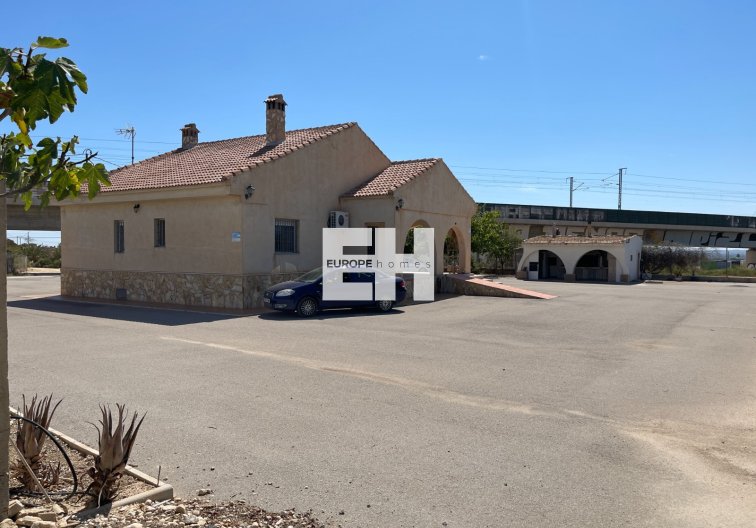 Segunda mano - villa - Crevillent - Inland