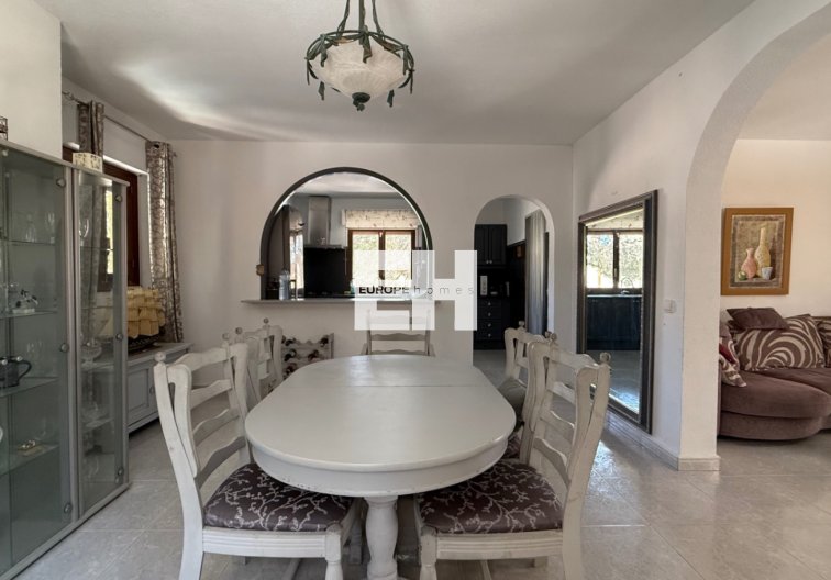 Segunda mano - villa - Orihuela - Inland