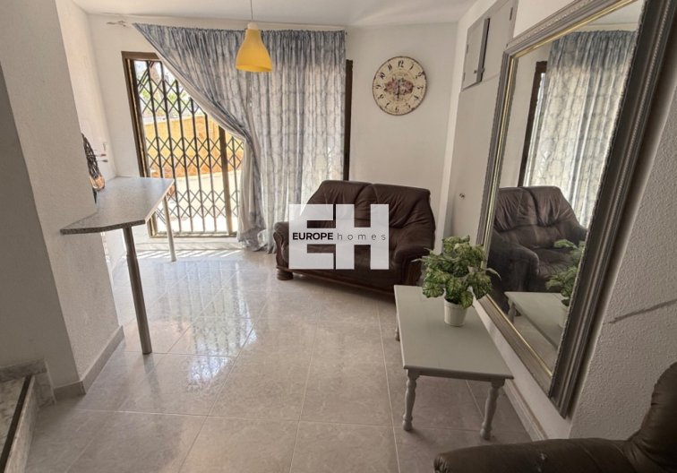 Segunda mano - villa - Orihuela - Inland